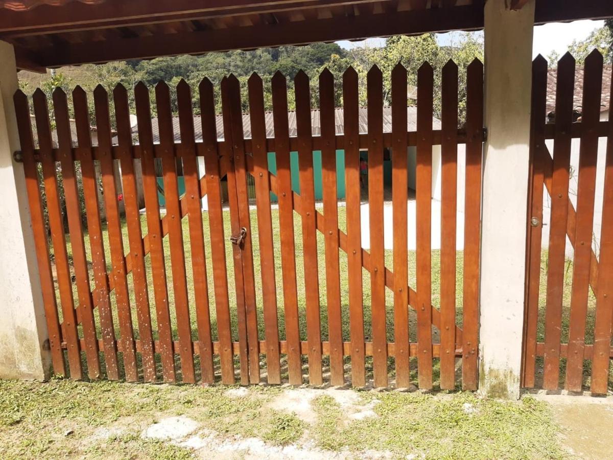 Villa Casa Ampla E Confortavel A 10 Minutos Praia Ubatumirim Cambuca à Ubatuba Extérieur photo