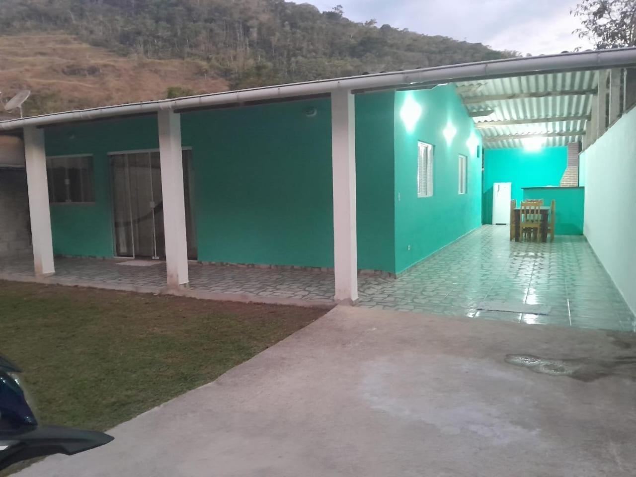 Villa Casa Ampla E Confortavel A 10 Minutos Praia Ubatumirim Cambuca à Ubatuba Extérieur photo